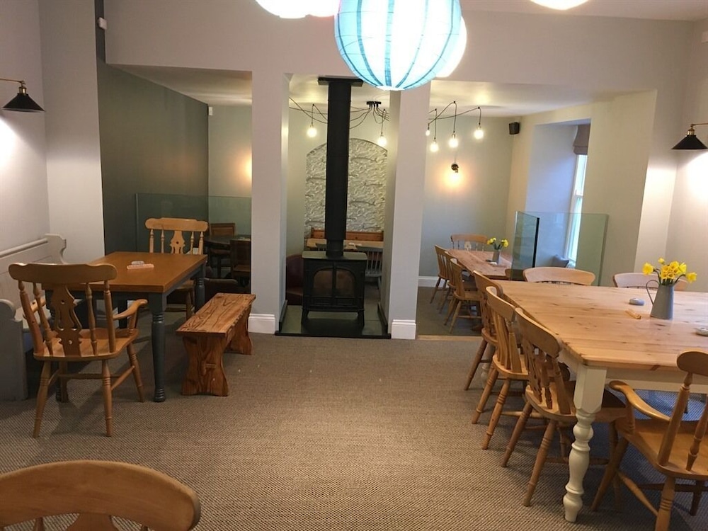 Portreath Arms 27/37