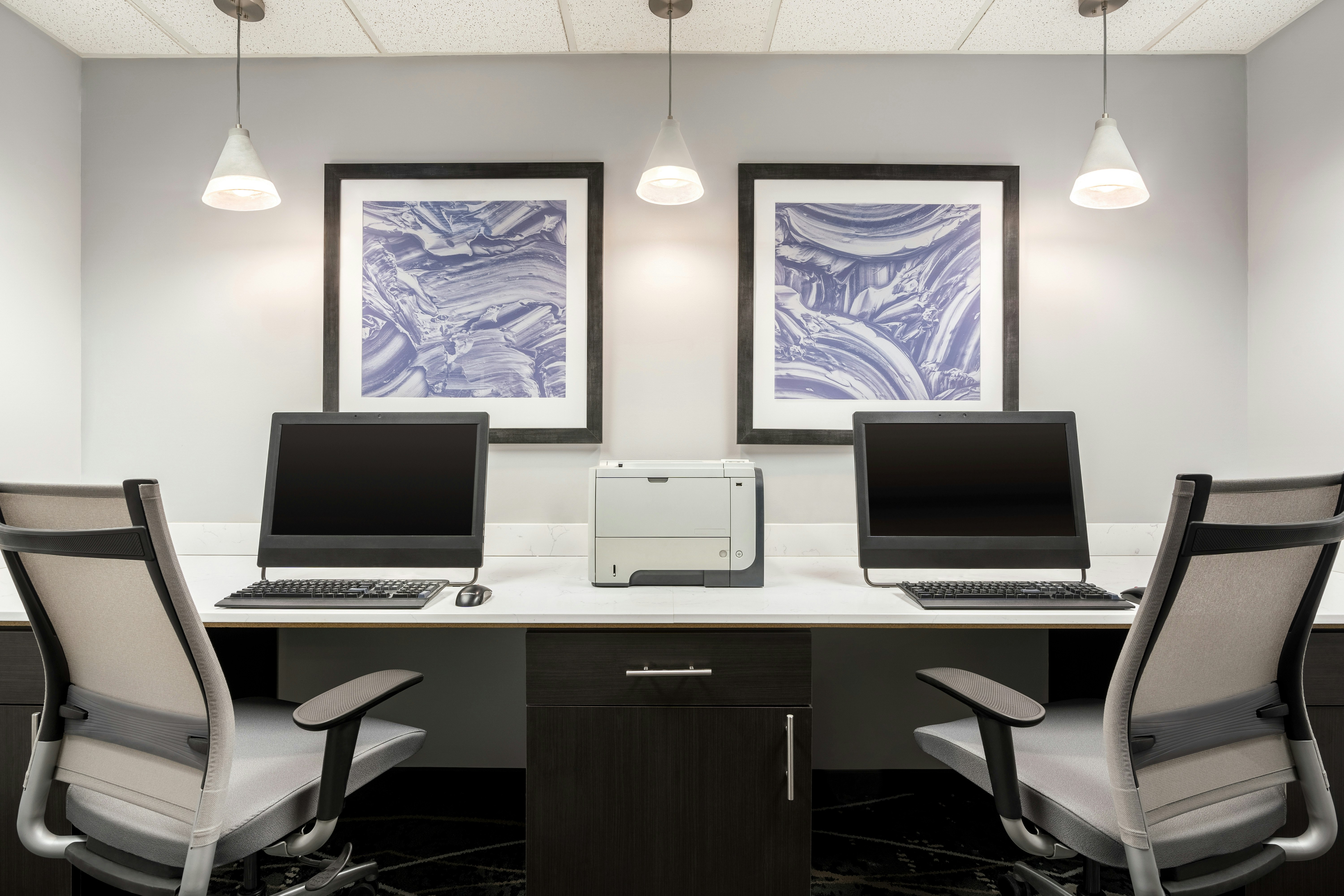 Homewood Suites by Hilton Erie 36/42