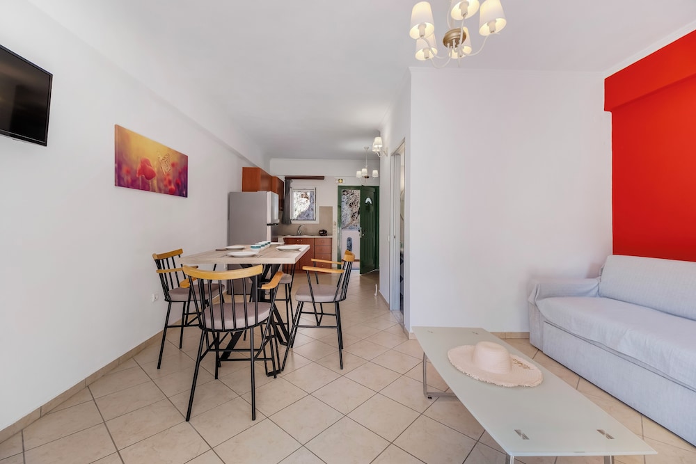 Oasis Apartments 28/50
