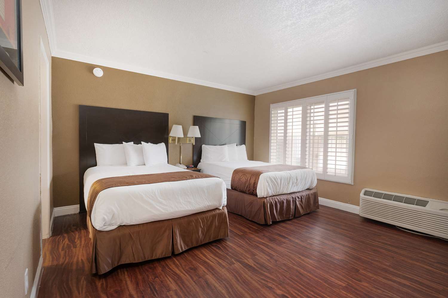 Americas Best Value Inn & Suites Anaheim Convention Center 12/27
