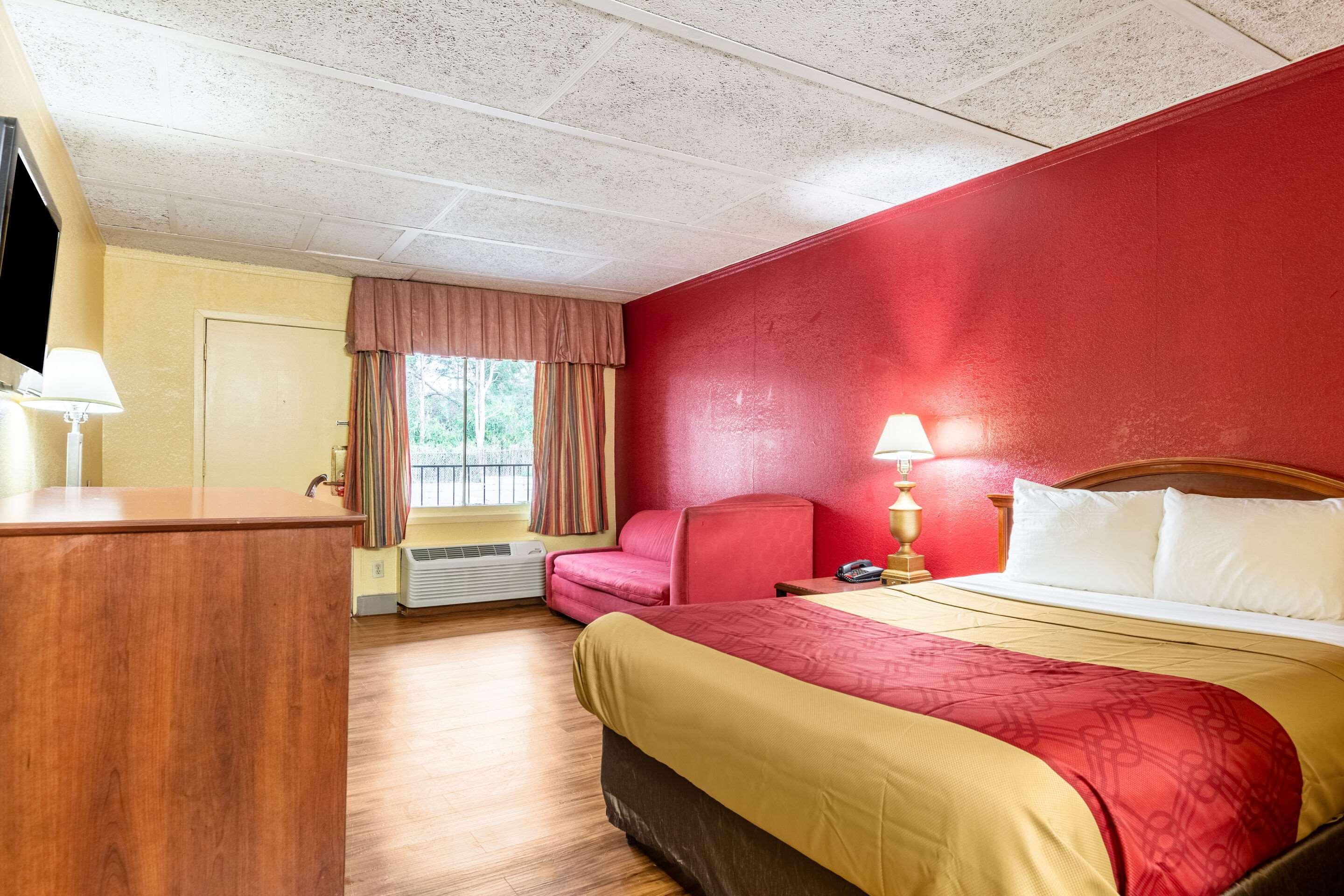 ROOM, DOUBLE BED, SMOKING