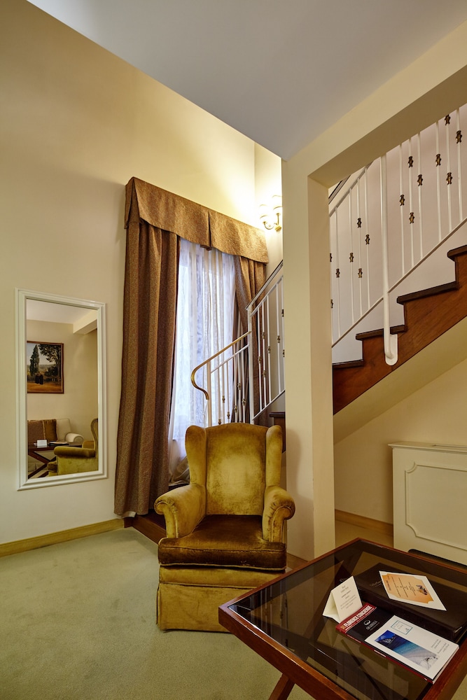 Golden Tower Hotel and Spa 26/38