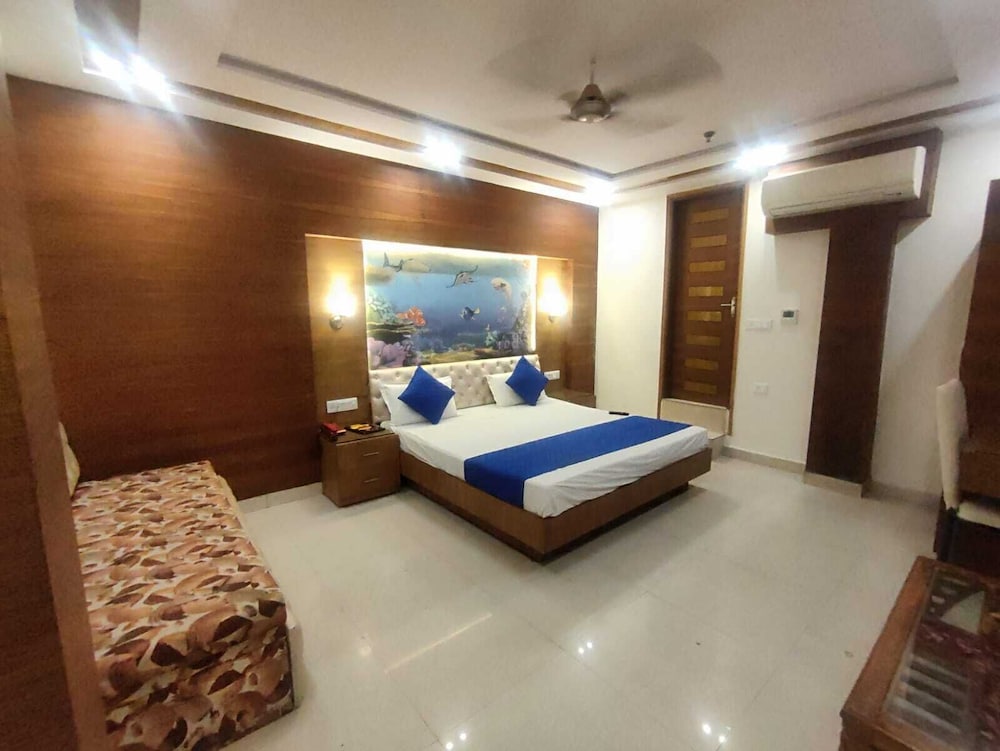Hotel Jigyasa Palace 4/32