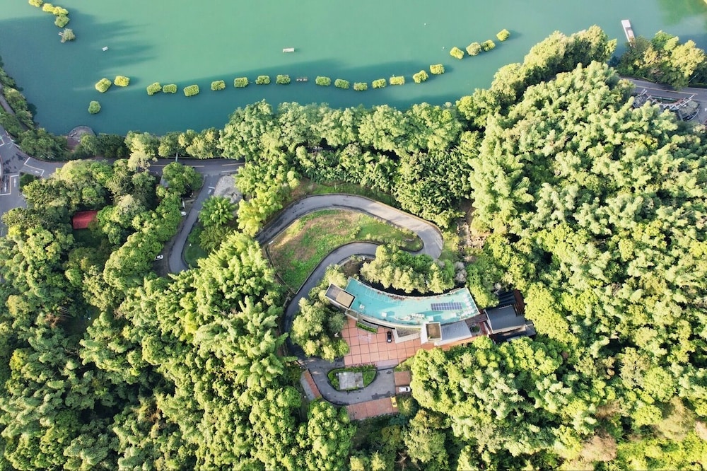 Sun Moon Lake Bamboorock Garden 28/52