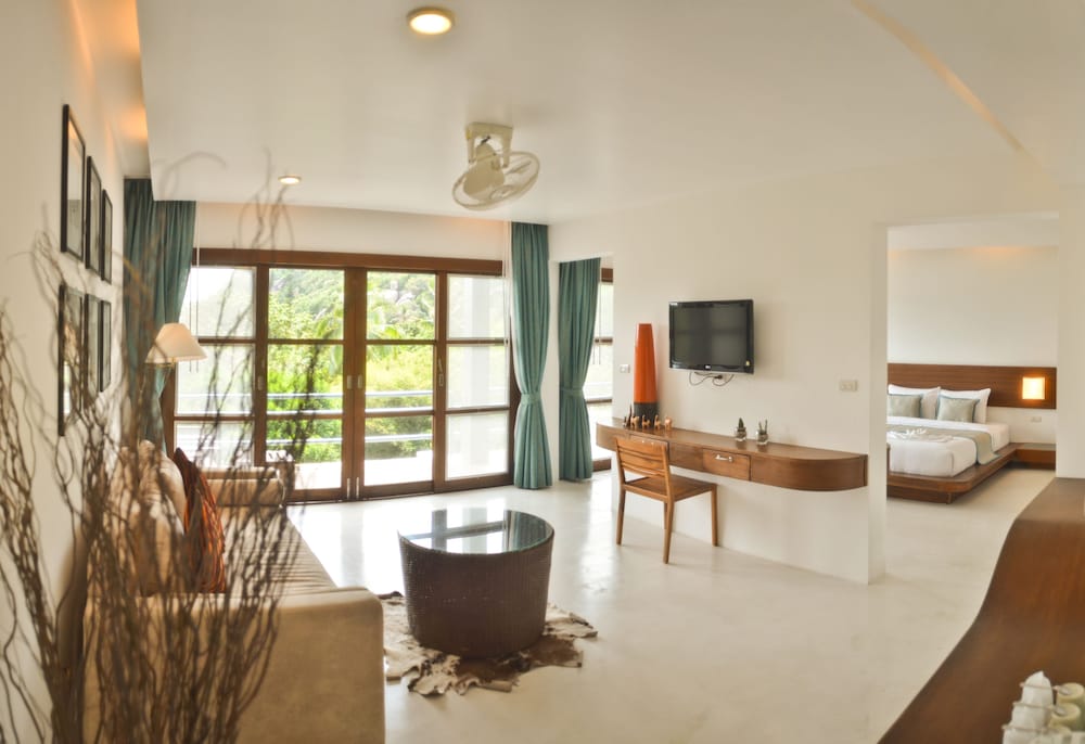 Lub d Koh Tao Tanote Bay 44/63