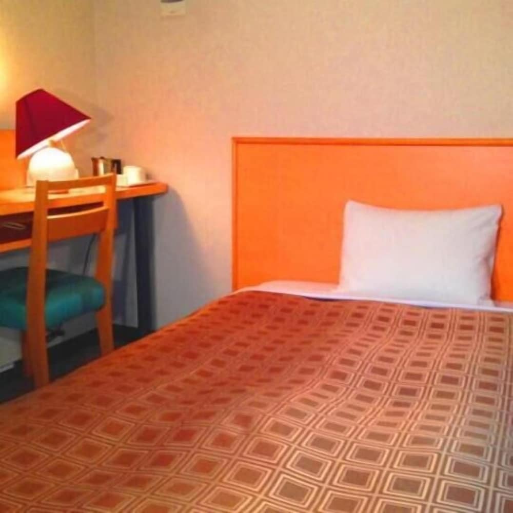 Takasaki Ekimae Plaza Hotel 17/33