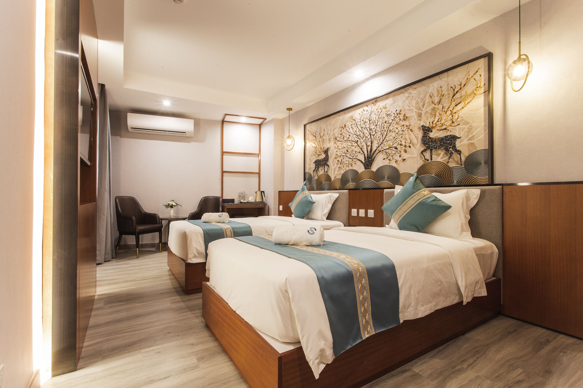 SUPERIOR, TWIN BEDS