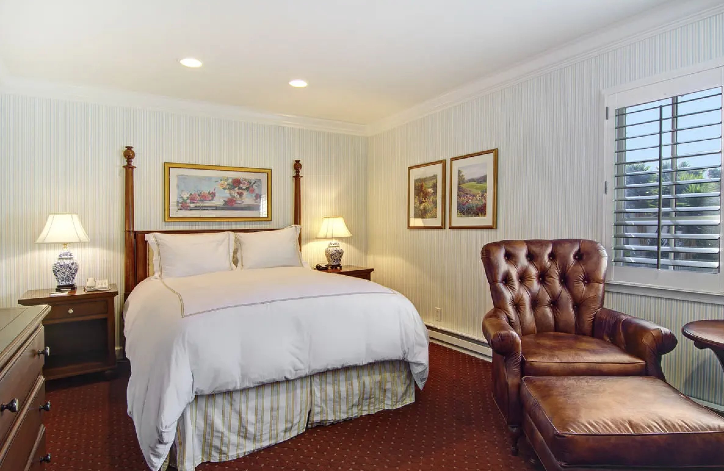 Wayside Inn 6/44