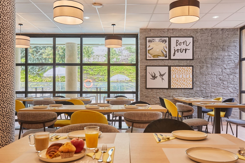 Appart hotel Odalys City Aix en Provence Centre Rotonde 28/48