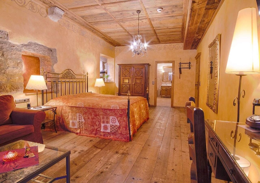 Historik Gotisches Haus Garni 9/71