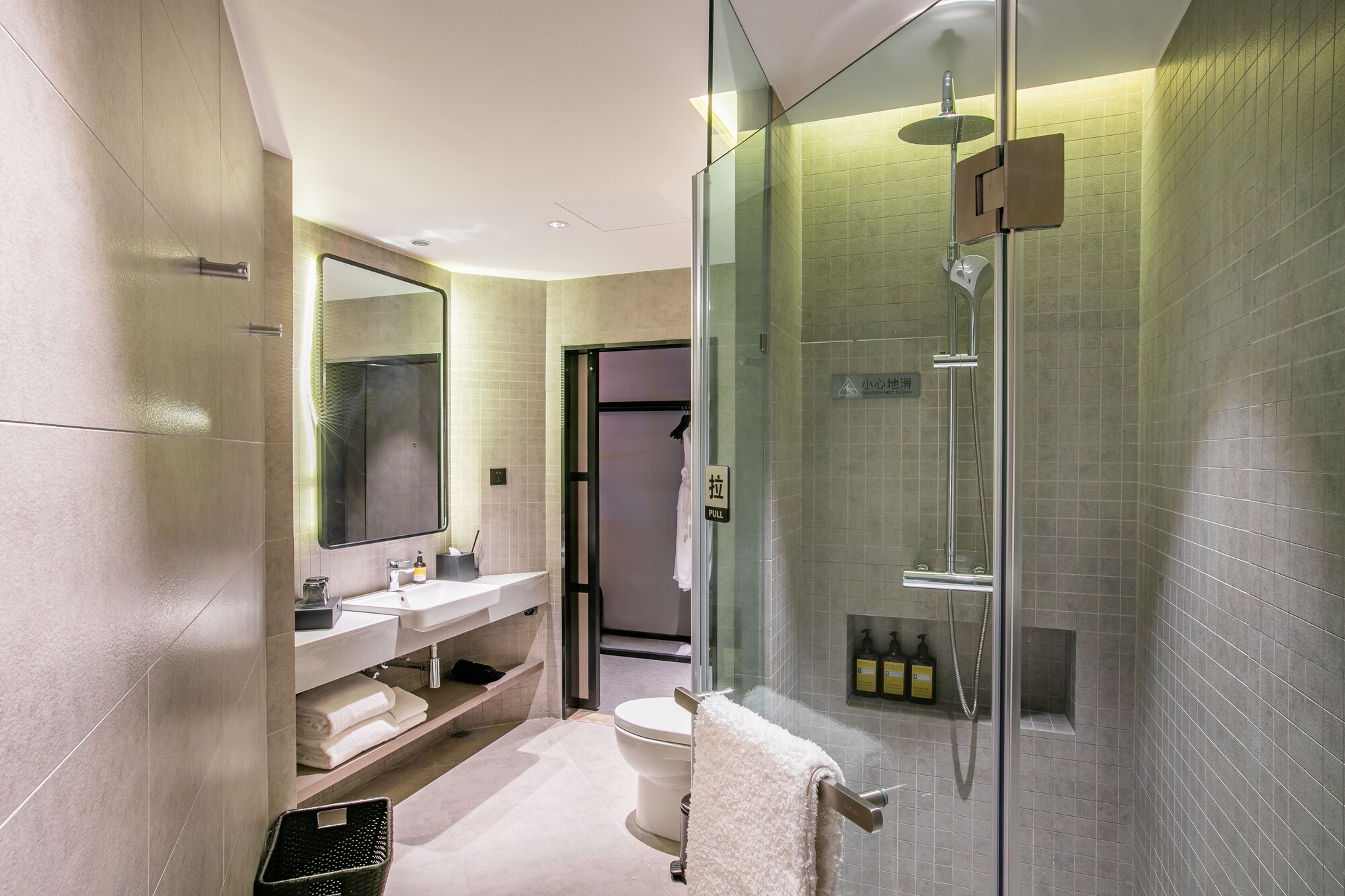 Panorama, Suite, Queen Bed، Citadines Xi'an Central 4/4