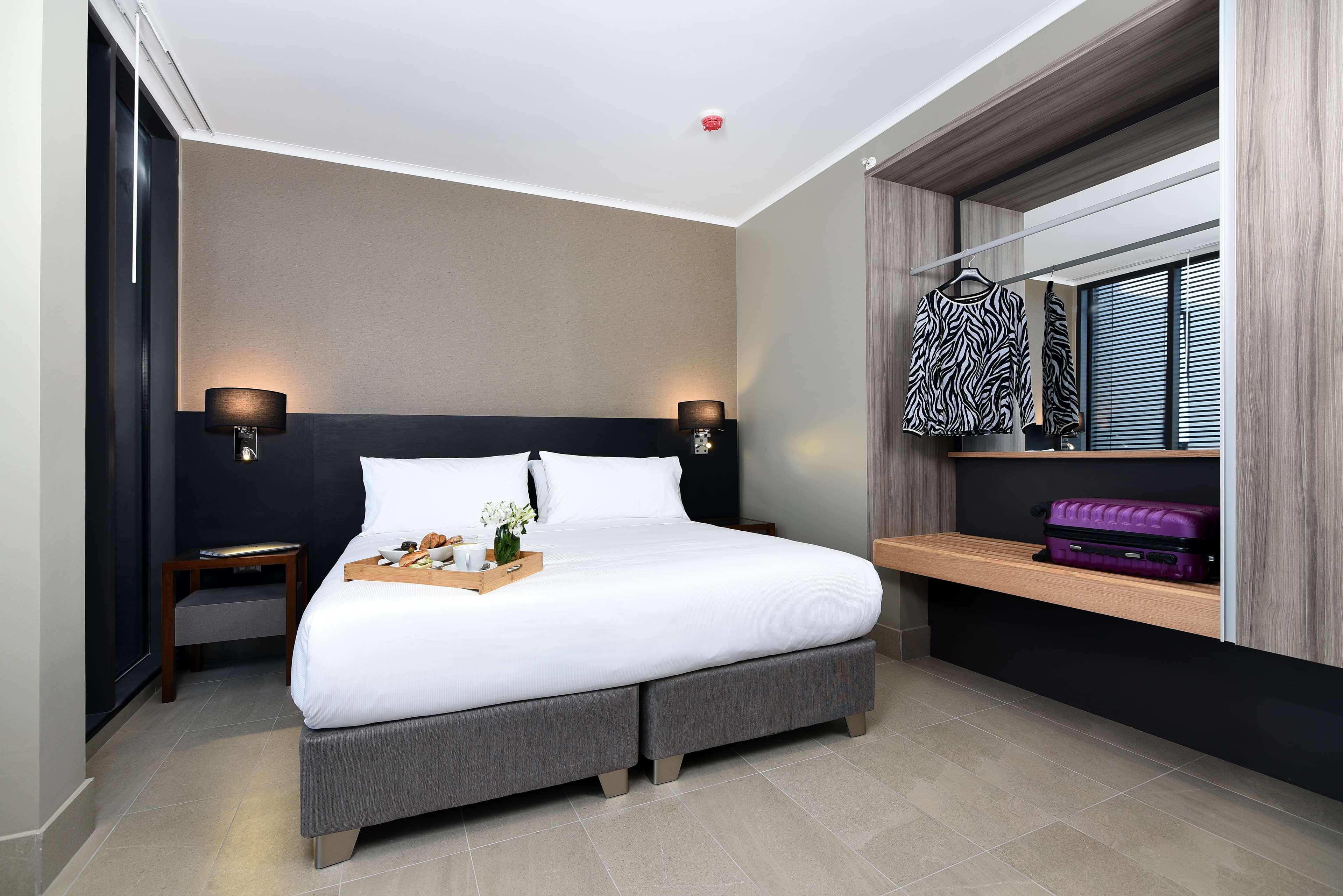 غرفة قياسية بسرير مزدوج، Best Western Ferrat 6/10