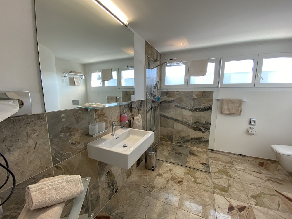 Businesshotel Lux 50/50