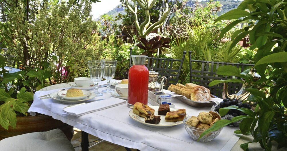La Terrazza Dei Pelargoni B&B 28/44
