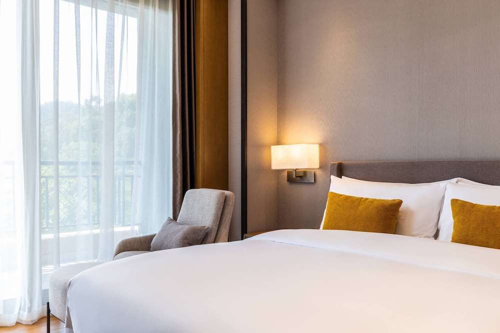 Dongguan Forum Hotel and Apartment 10/50