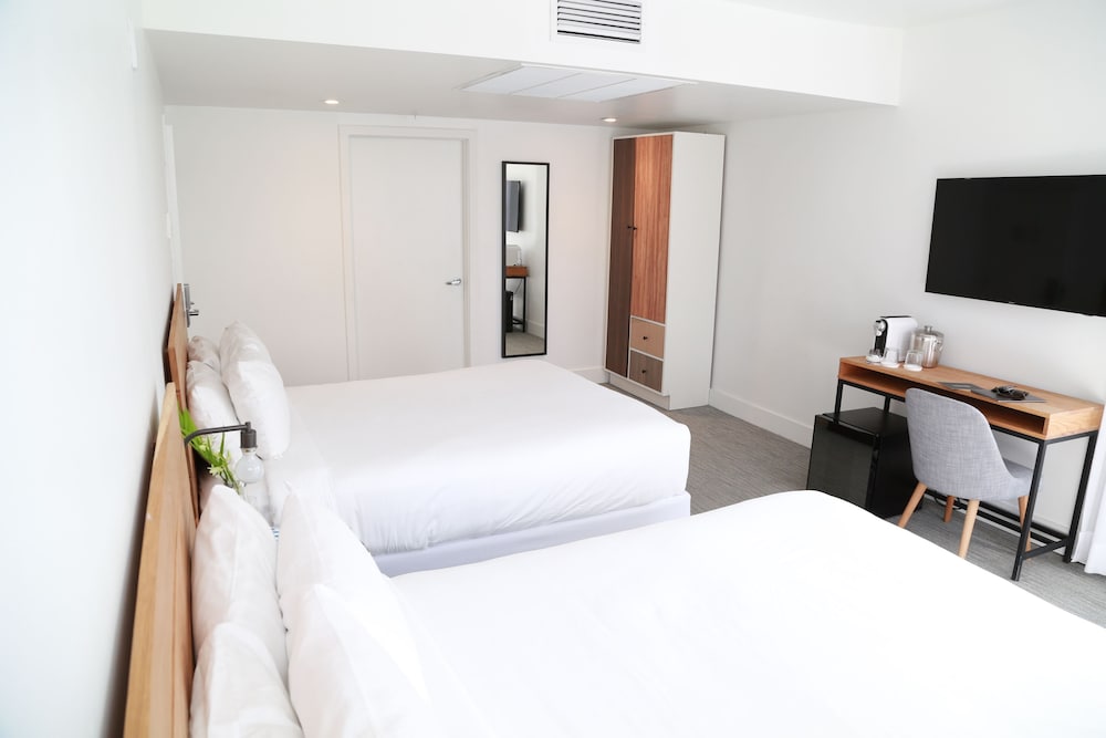 The Meridian Hotel 14/69