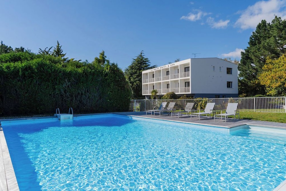 Le Galet Hotel & Spa 36/41