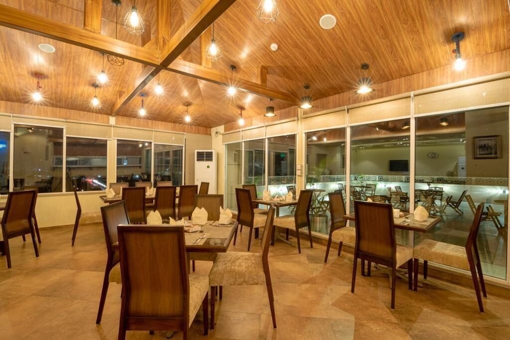 Hotel One Garden Town Lahore 24/31