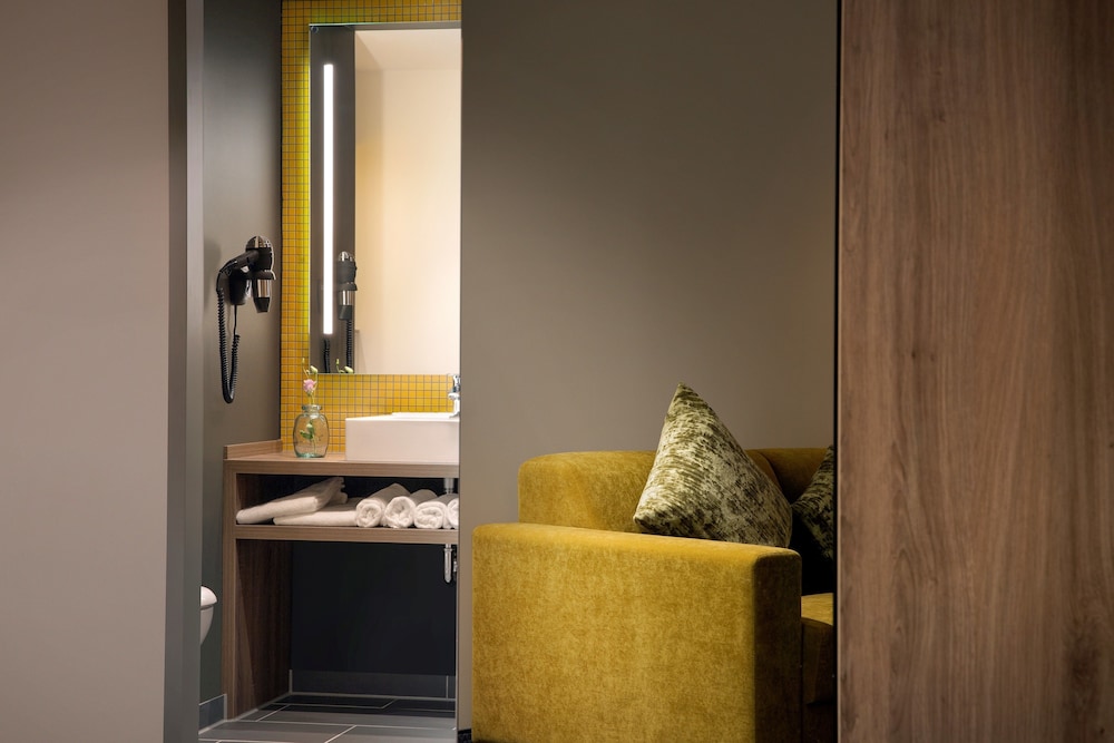 HOLIDAY INN HAMBURG - HAFENCITY 41/75