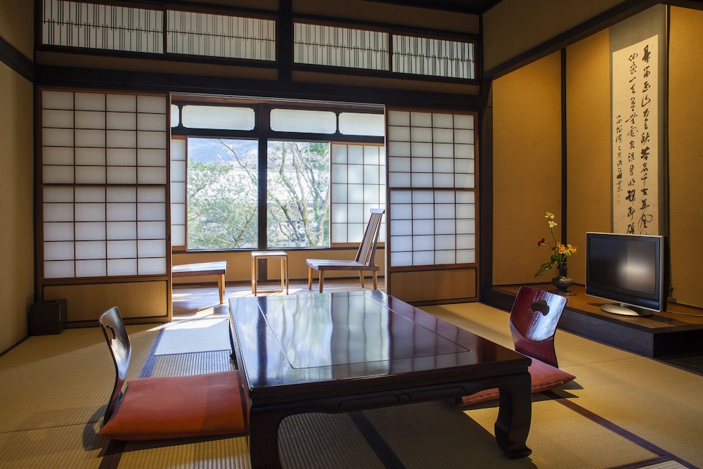 Matsuzakaya Honten 55/62