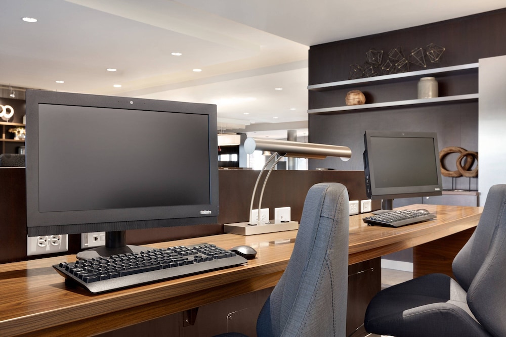 Courtyard By Marriott Boston Dedham/Westwood 9/46