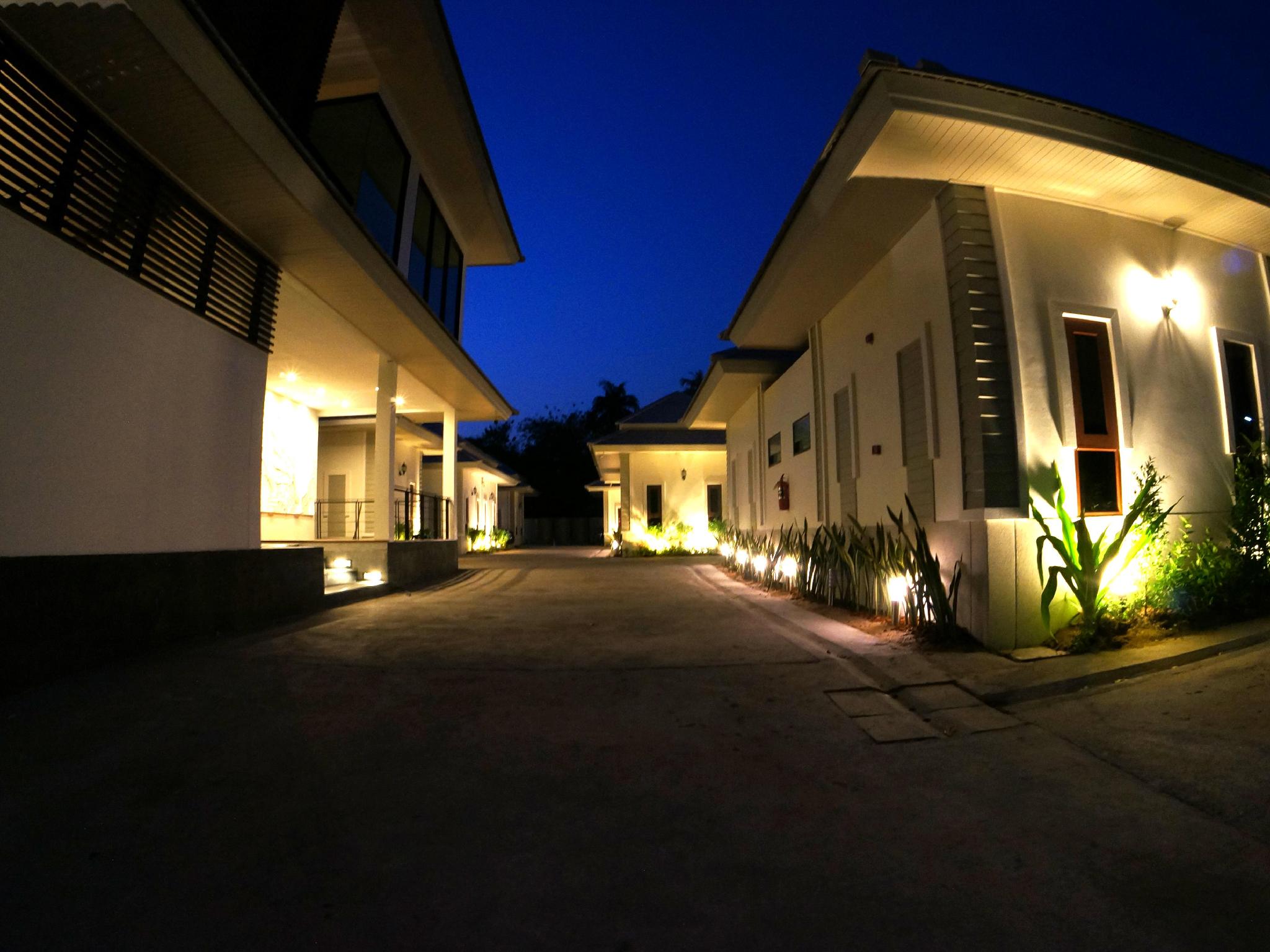 The Sixnature Resort Bangsaen 45/56
