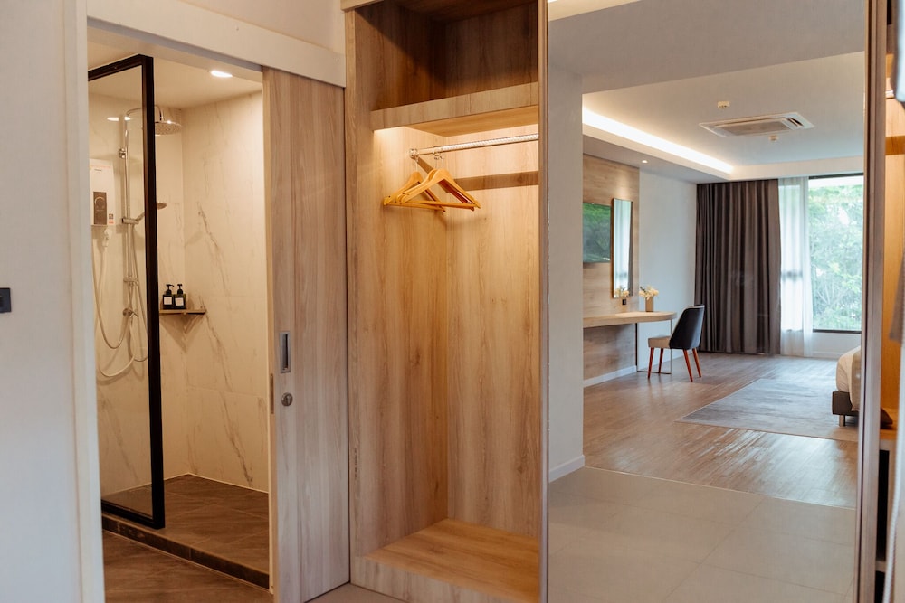 RUS Hotel and Convention Ayutthaya 51/54