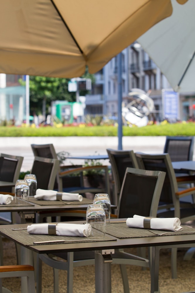 Hotel Restaurant Resslirytti 49/61