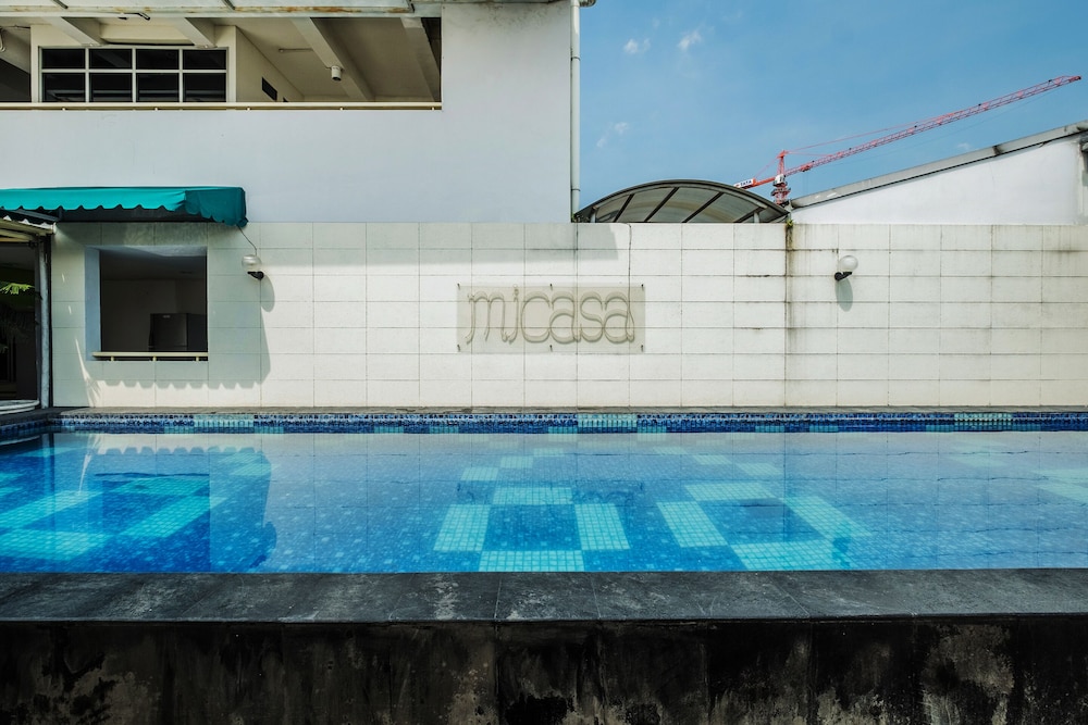 OYO 818 Micasa Residence 32/39