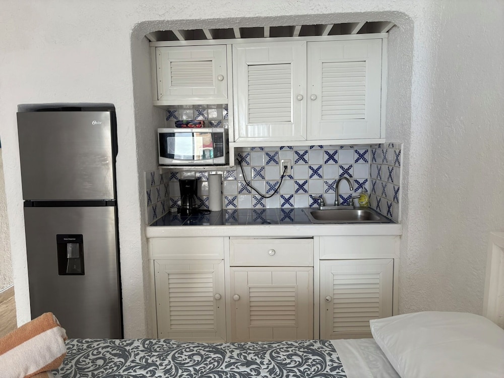Cancun Plaza Condo 8/49