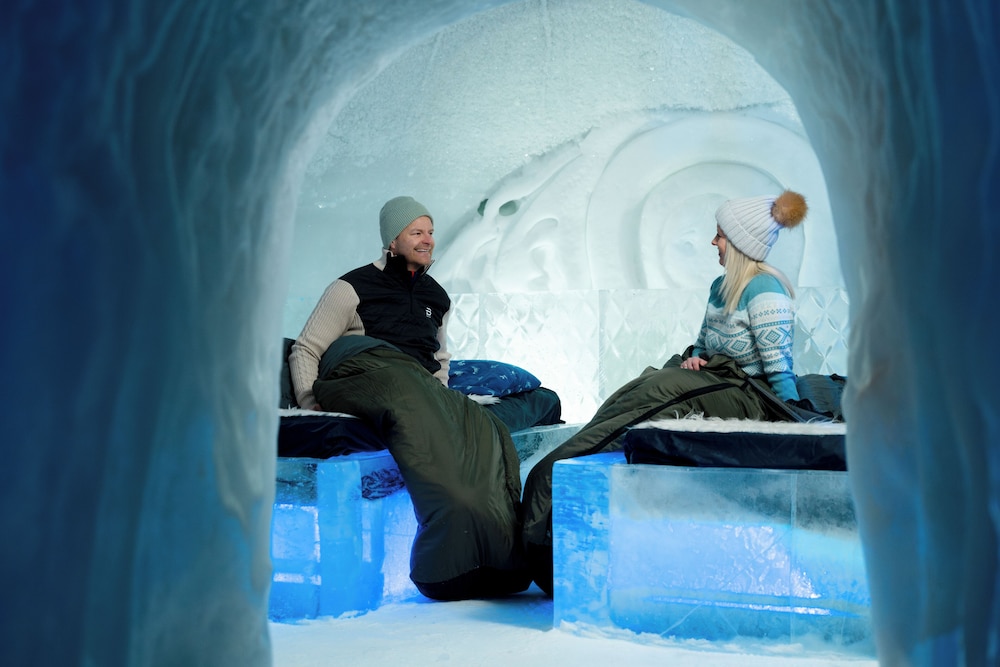 Snowhotel Kirkenes 12/49