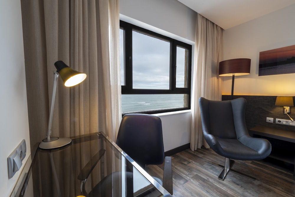 Hotel Cadiz Paseo Del Mar Affiliated By Melia 56/68