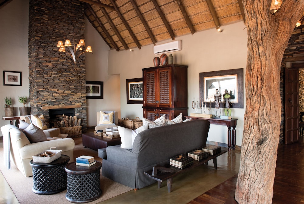 Madikwe Hills 25/50