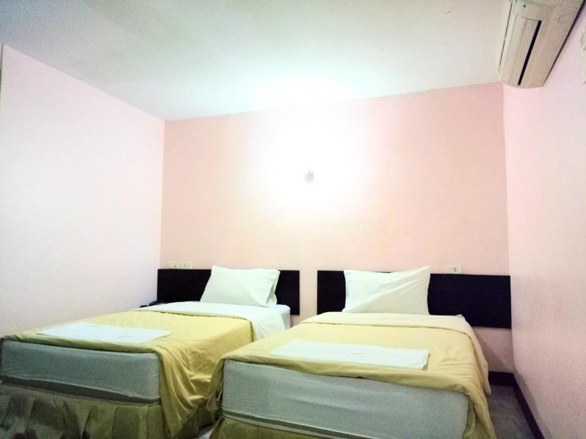 Ban Bua Resort & Hotel 5/15