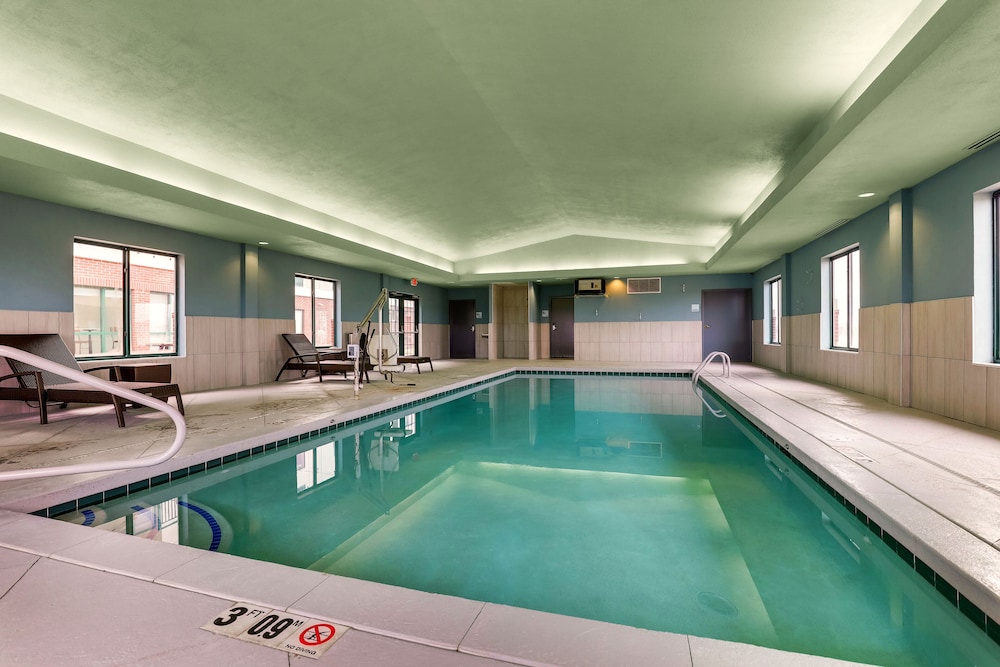 swimming pool spa