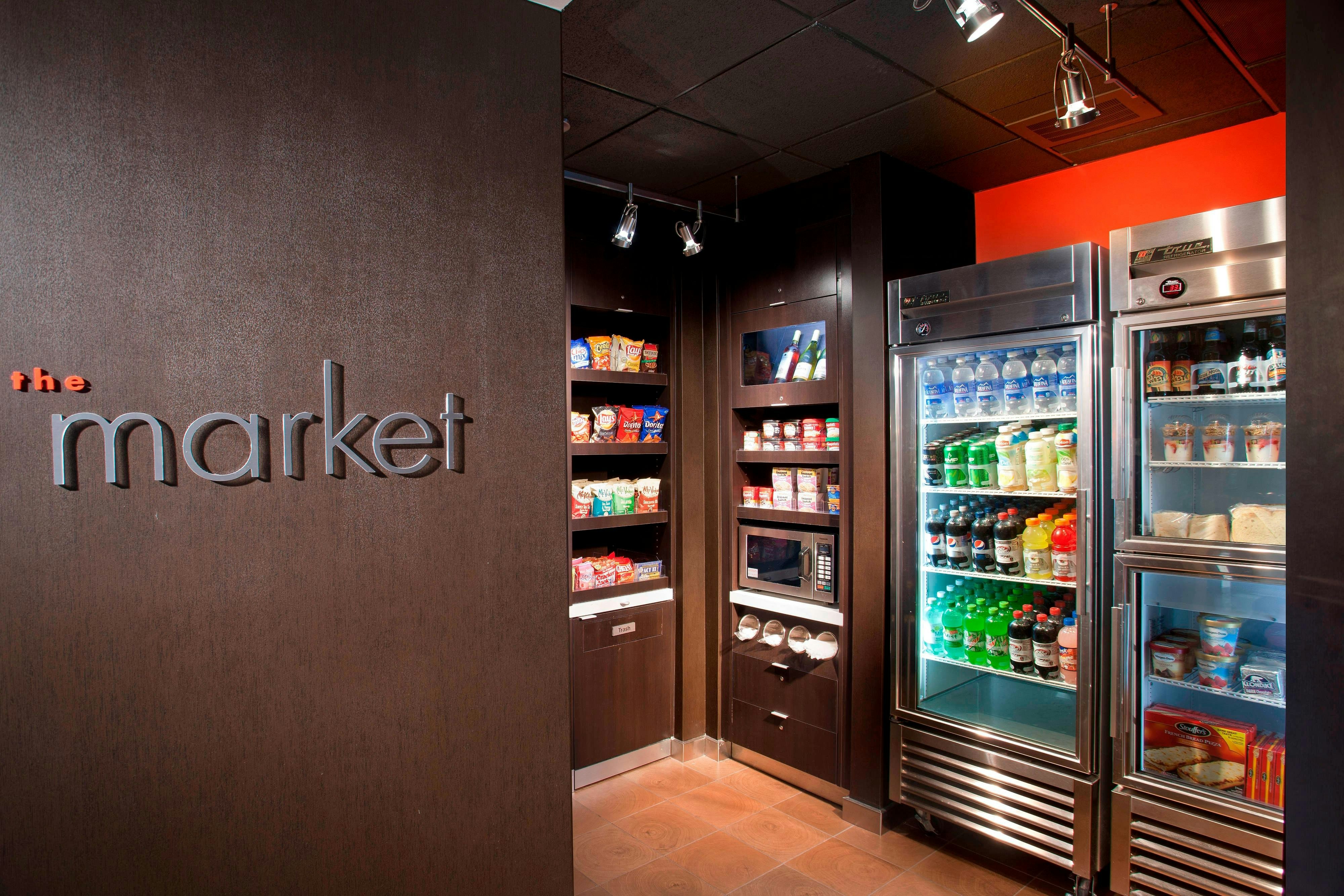 Courtyard By Marriott Miami Airport West Doral 2/8