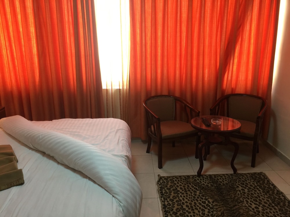 ZAINA PLAZA HOTEL 24/53
