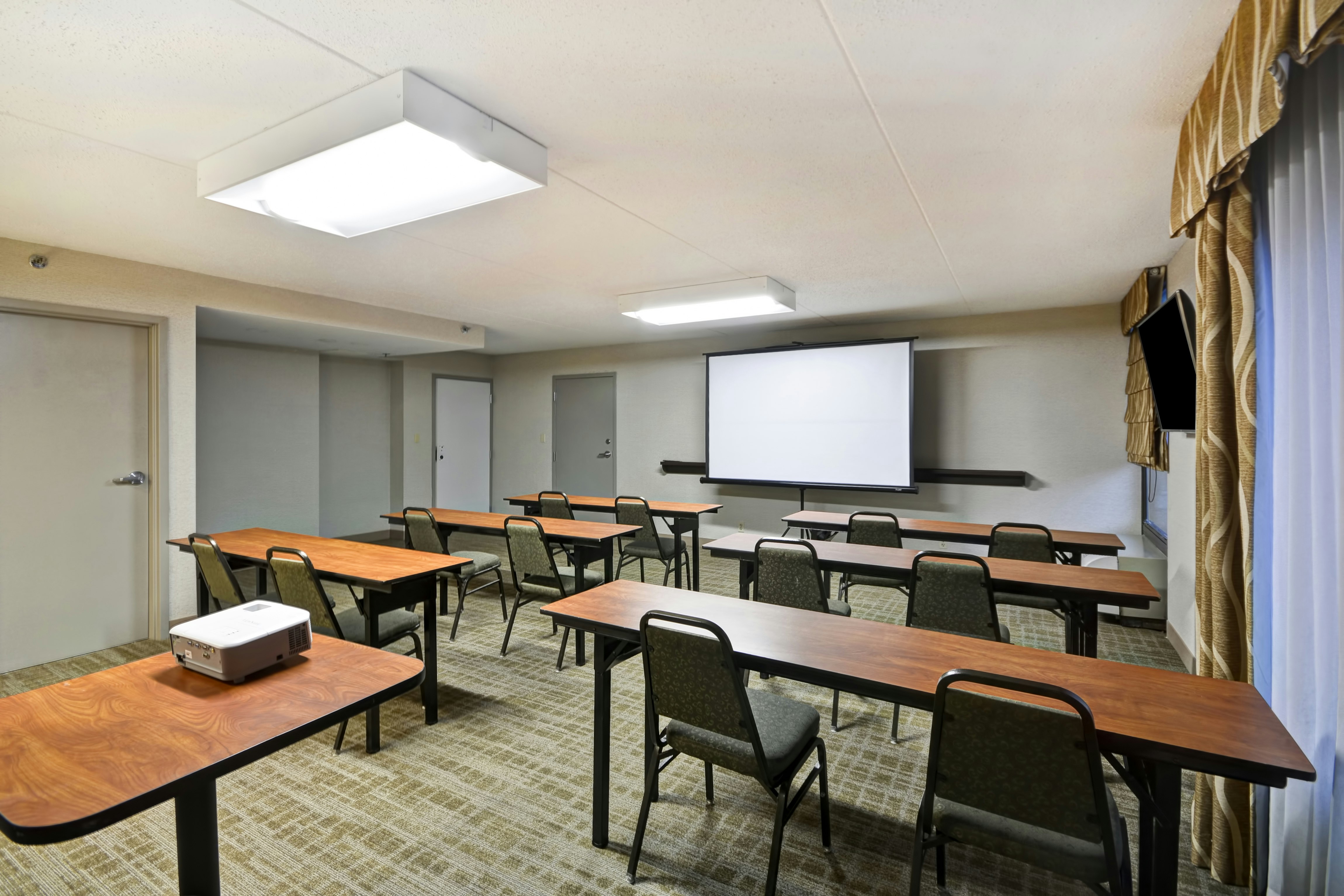 Hampton Inn Detroit/Madison Heights/South Troy 50/56