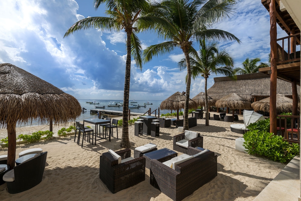 The Reef Coco Beach Resort & Spa – Optional All Inclusive 46/66