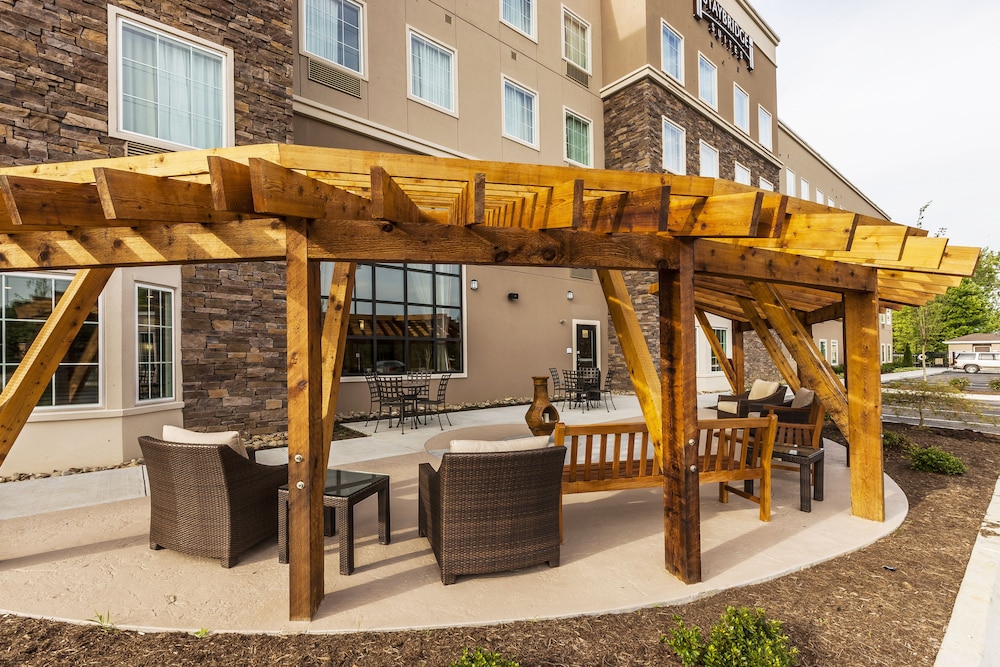 Staybridge Suites Knoxville-West 7/42