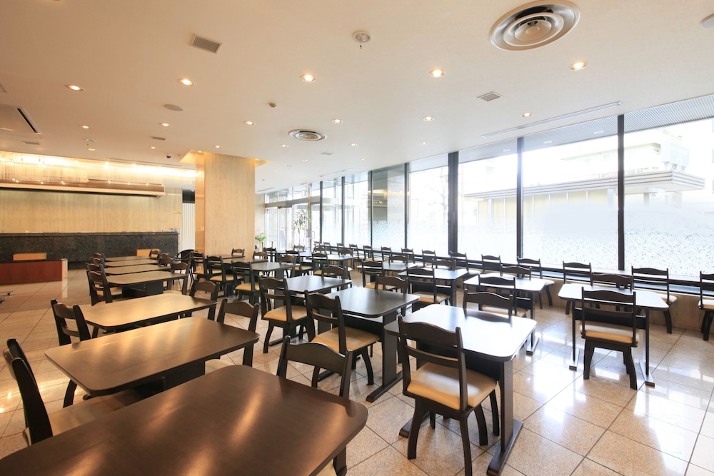 Hotel Nagano Avenue 54/58
