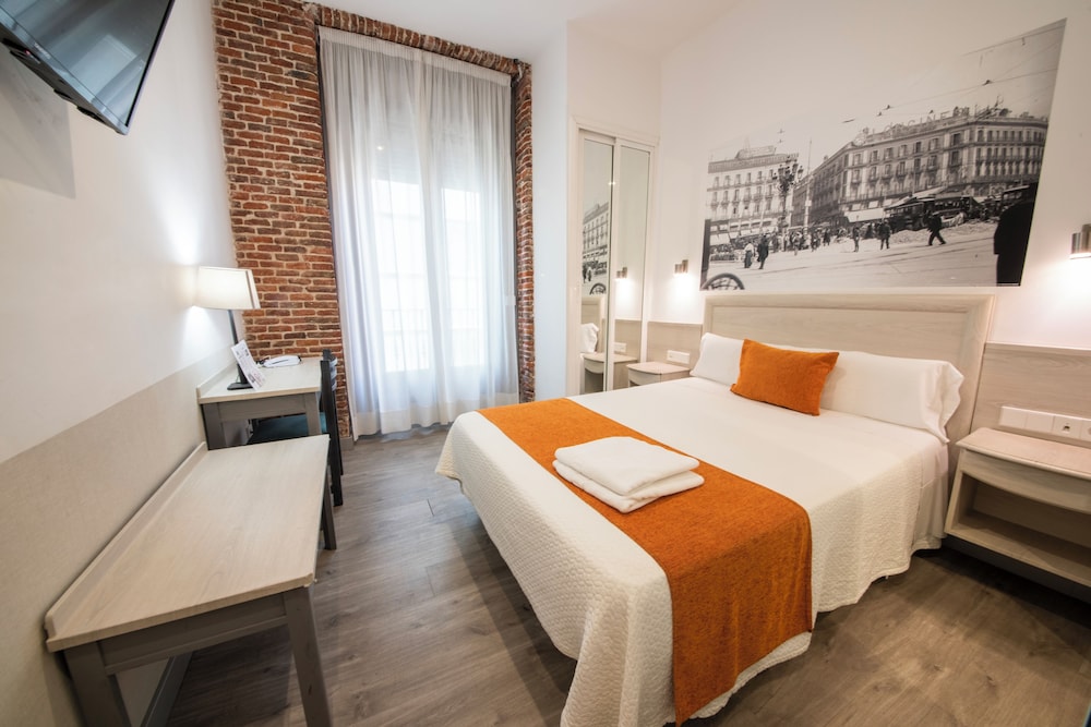 Hostal San Lorenzo 18/50