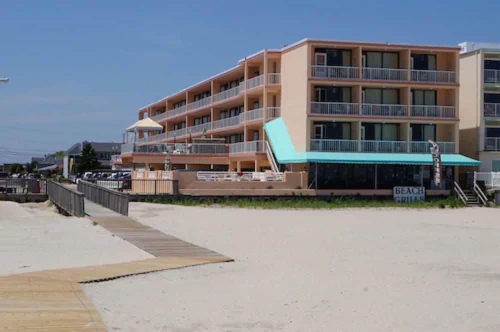 Beau Rivage Beach Resort 7/58