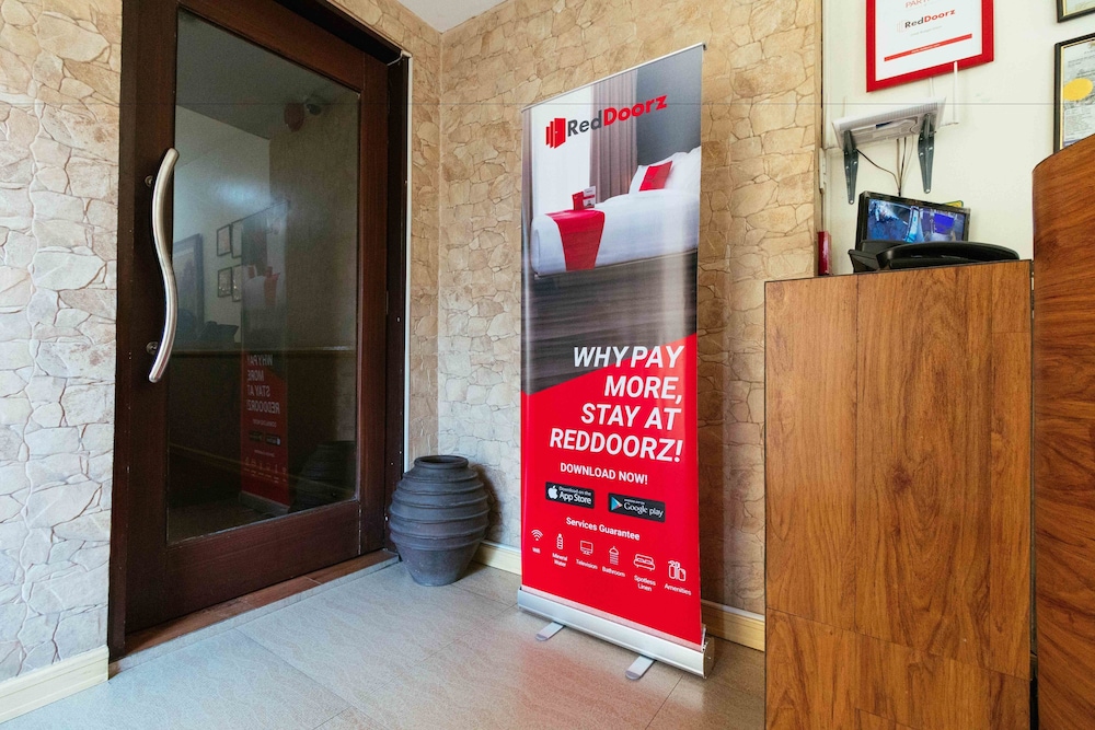 Reddoorz San Antonio Makati 33/49