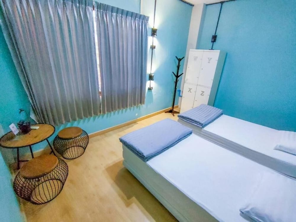 Hub Hatyai Hostel 8/27