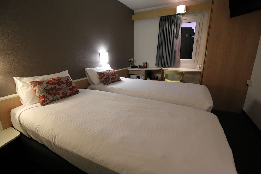 STANDARD, TWIN BEDS
