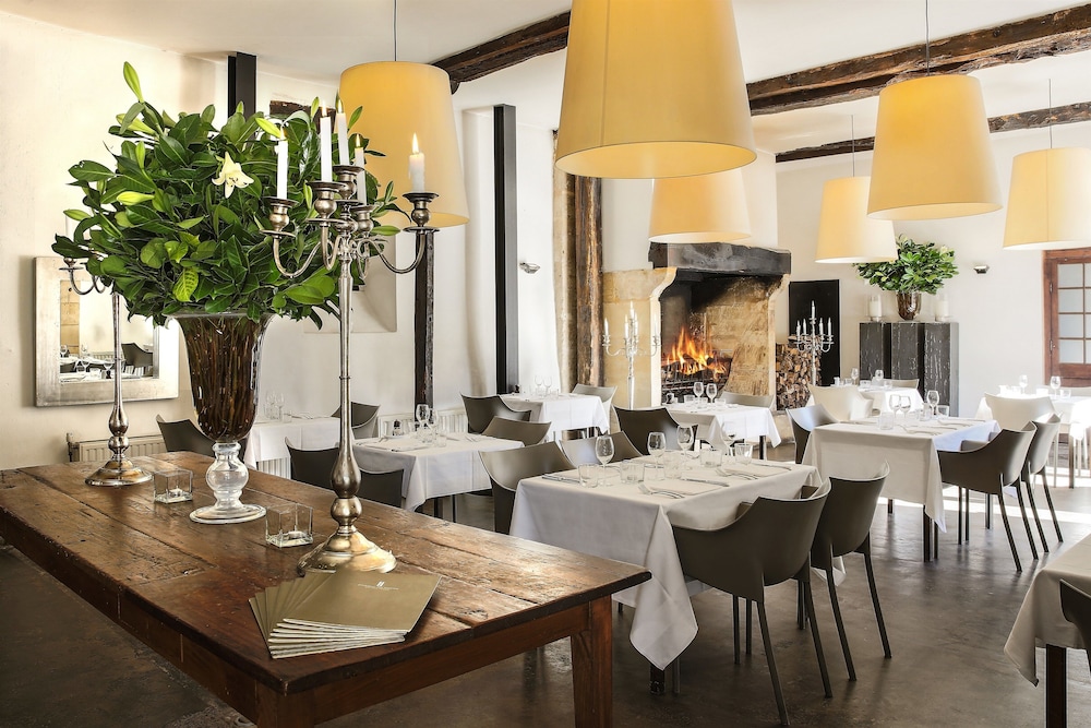 Chateau Les Merles 36/49