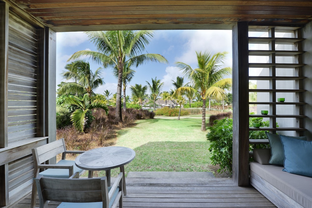 Long Beach Mauritius 22/33