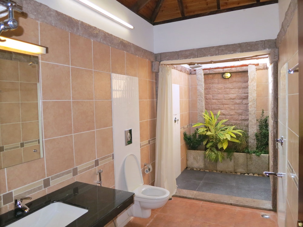 KADAMBAVANAM ETHNIC RESORT 42/42