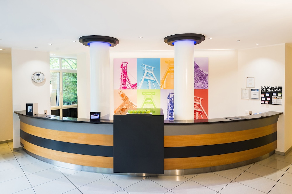 Lobby at Hotel Bochum Wattenscheid, Affiliated by Melia, BOCHUM